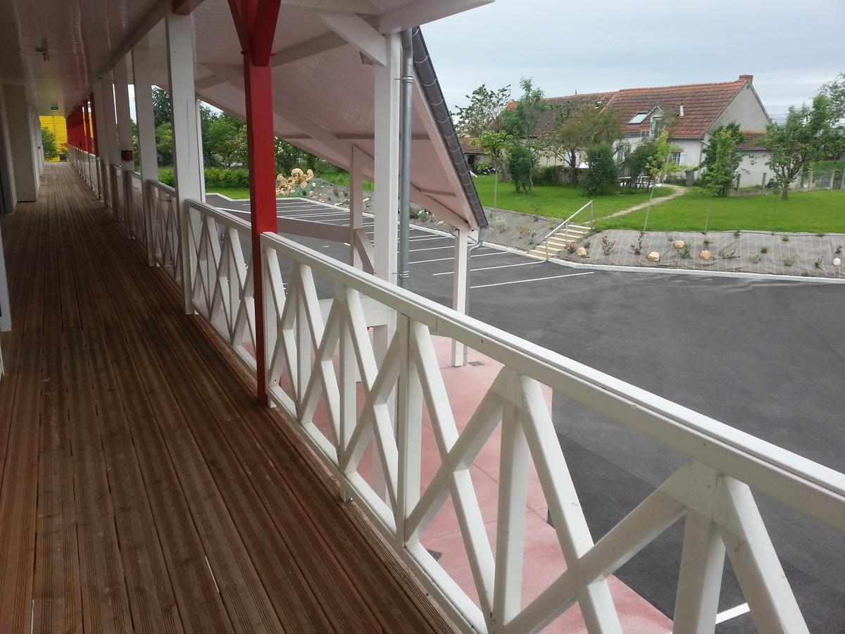Fasthotel Montmarault Exterior photo