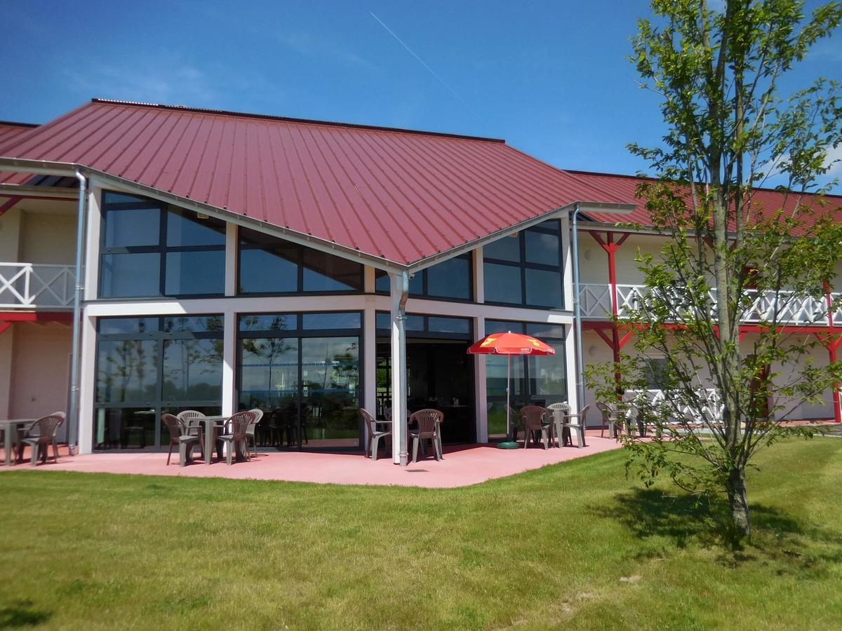 Fasthotel Montmarault Exterior photo